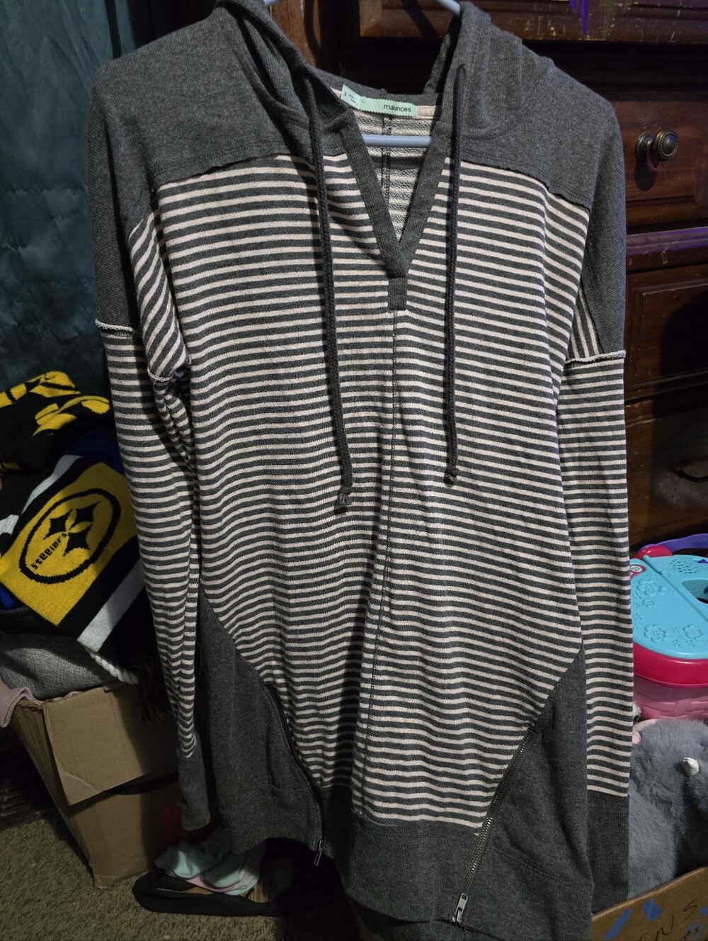 !!. Ladies M Stripped Thin Hooded Top- Gray & White